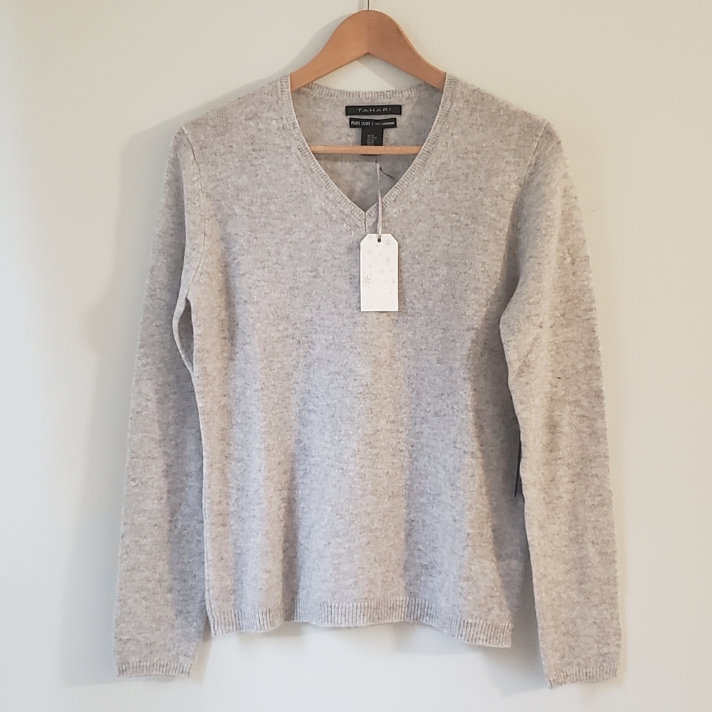 tahari 100% cashmere v-neck sweater